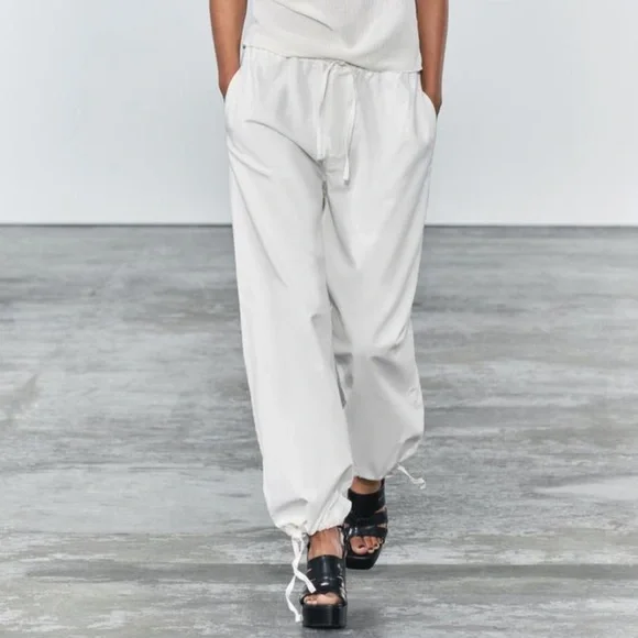 ZARA NWT LOW WAIST LOOSE JEANS ZW COLLECTION